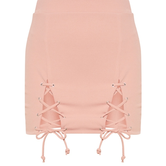 NWT PRETTY LITTLE THING Woman's size 12 Dusty Pink Lace Up Mini Skirt - Picture 2 of 10